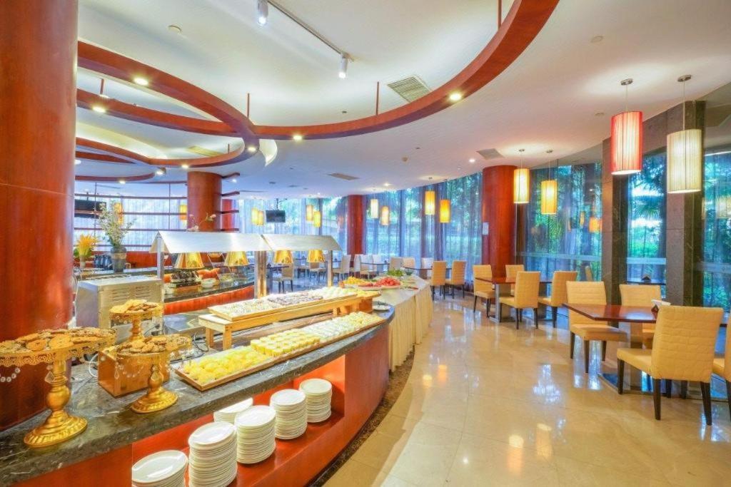 Suzhou Phoenix Hotspring Resort Zhangjiagang Exterior photo